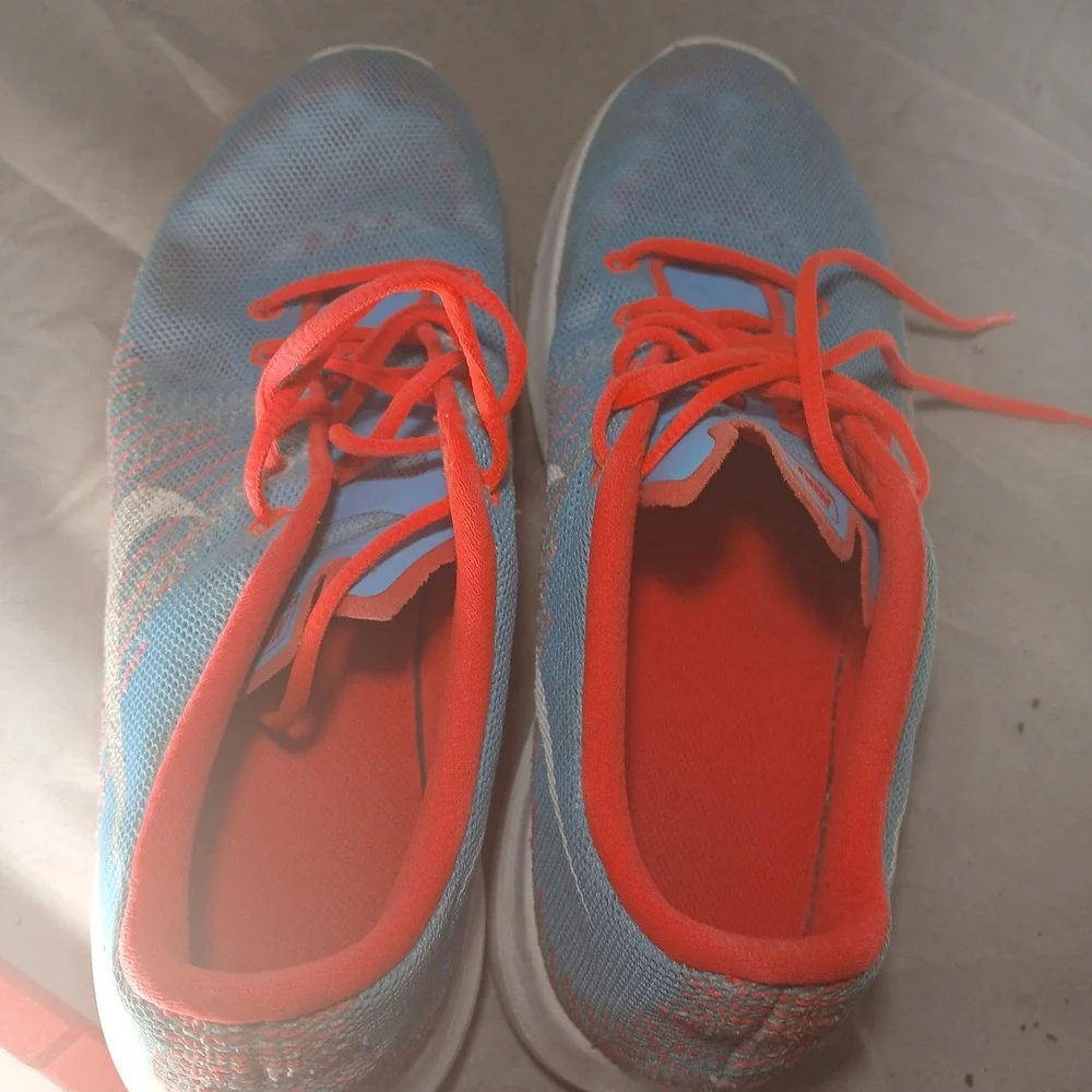 Nike‎ Flex Experience Run 4 GS Blue Crimson Youth Running Shoes Size 6Y